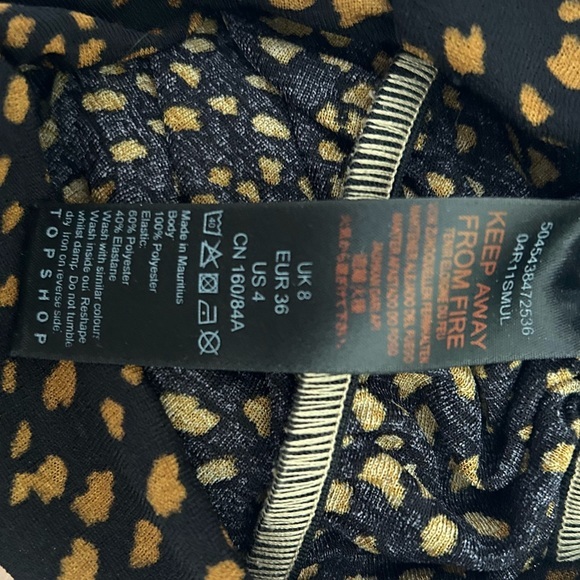 Topshop Ruched Animal Print Long Sleeve Crop‎ Top - Picture 7 of 8